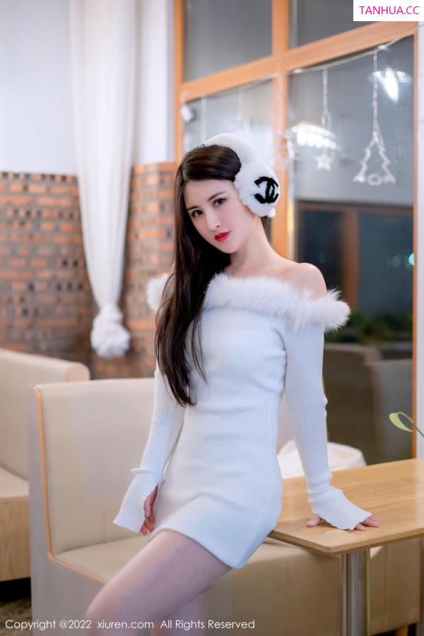 陈诗诗 诗诗 [XiuRen]高清写真图 2022.02.14 No.4578 诗诗kiki第11张图片